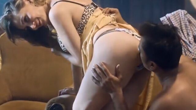 Mona 69 E6 Hindi Hot Web Series – Voovi